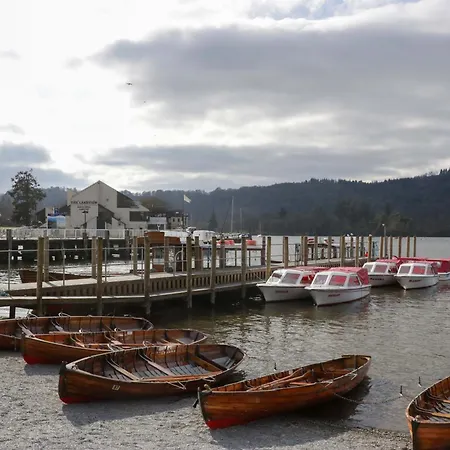 5 Waterside Wood Tatil Evi *